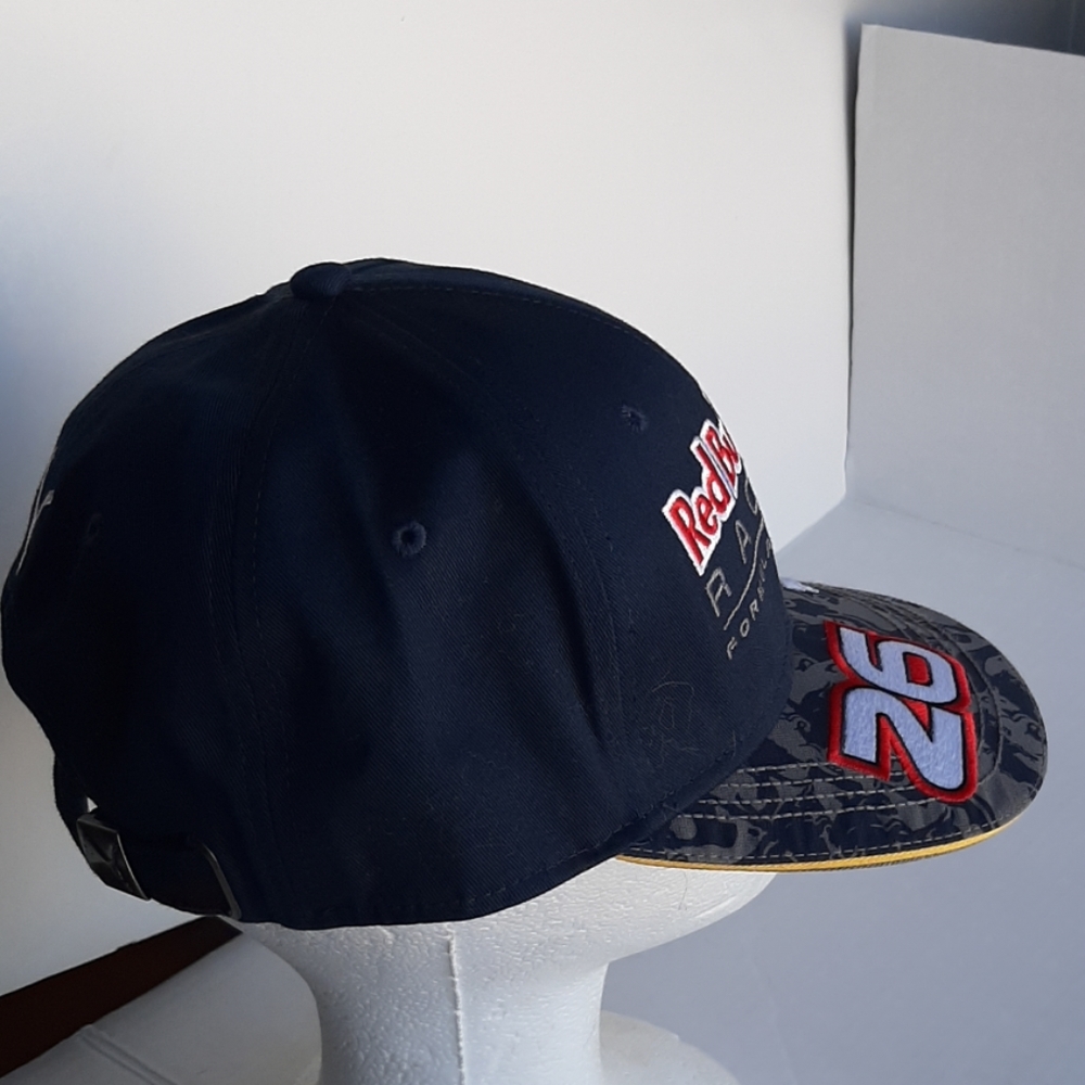 RedBull Racing Hat - Picture 4 of 7